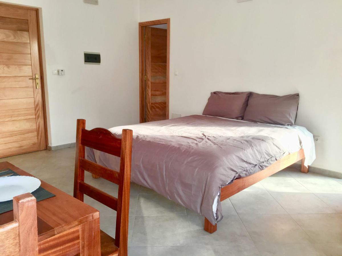 Surfzone Beachside Apartments ซังตามาเรีย ภายนอก รูปภาพ